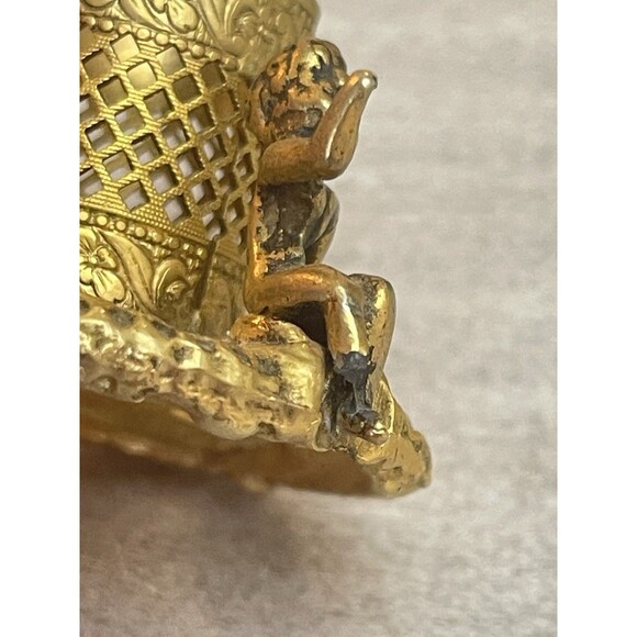 Baroque Cherub Hors D’oeuvres Pick Holder W 8 Theater Face Picks Gold Tone - Picture 12 of 12